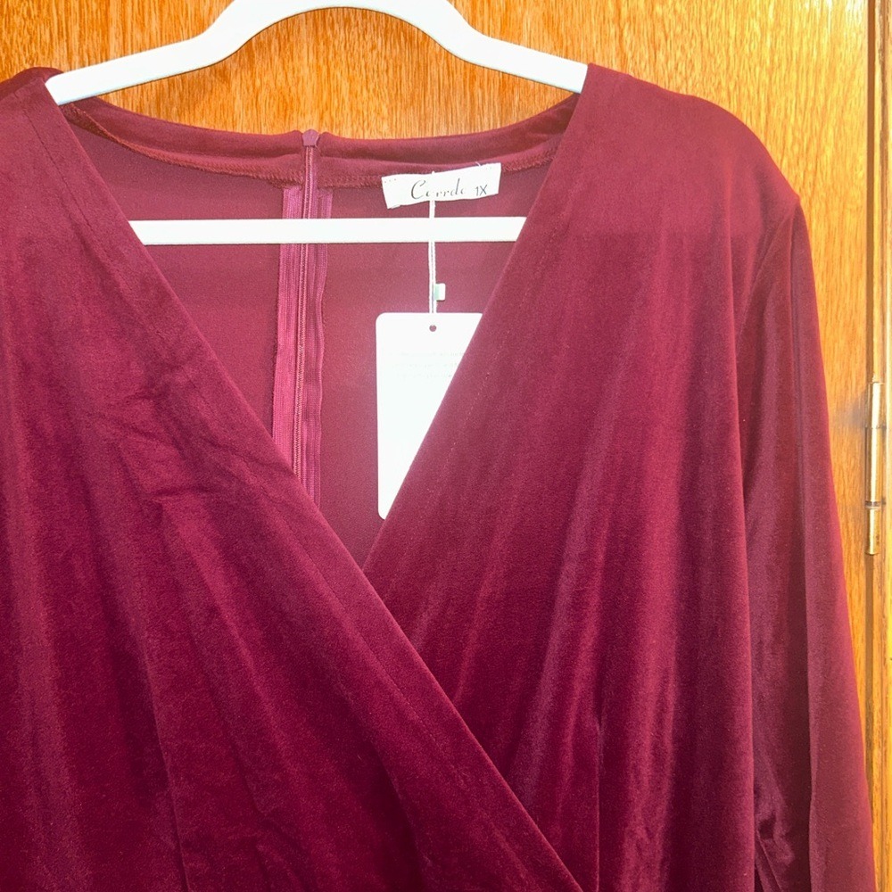 Carrdc Burgundy Velvet Wrap V-Neck‎ Midi Dress Long Sleeve Smocked Waist 1X NEW - Picture 7 of 8